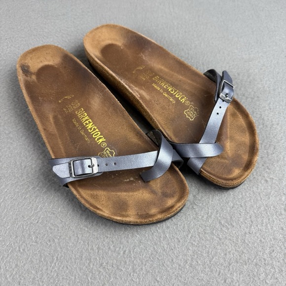 Birkenstock Shoes - Birkenstock Gray Piazza Size 39/8 Excellent Condition